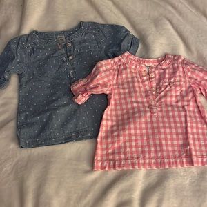2 tunic girls carters tops. Both for price of one. 1 is 18m, 1 is 1